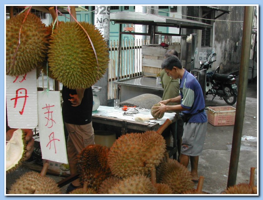 Preparing durian